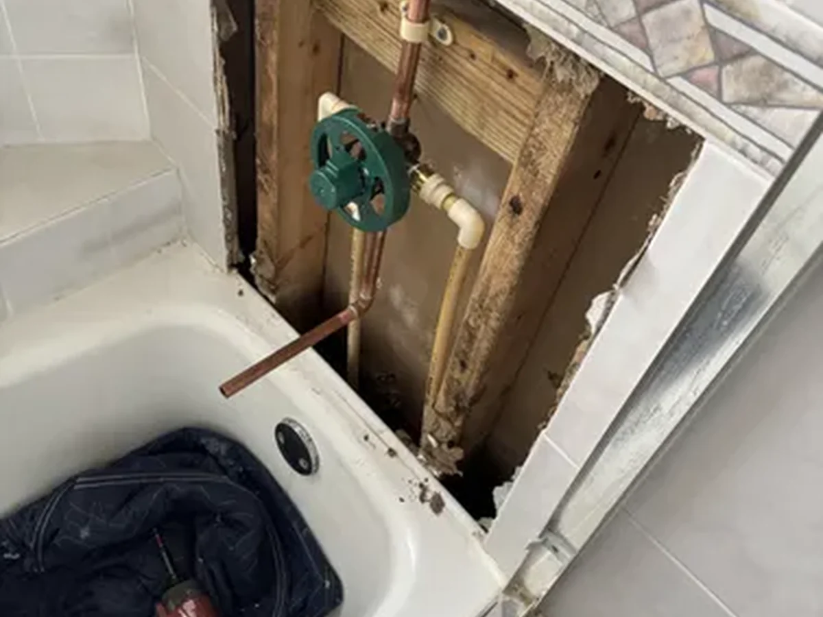 Emergency plumbing leak repair Melbourne FL